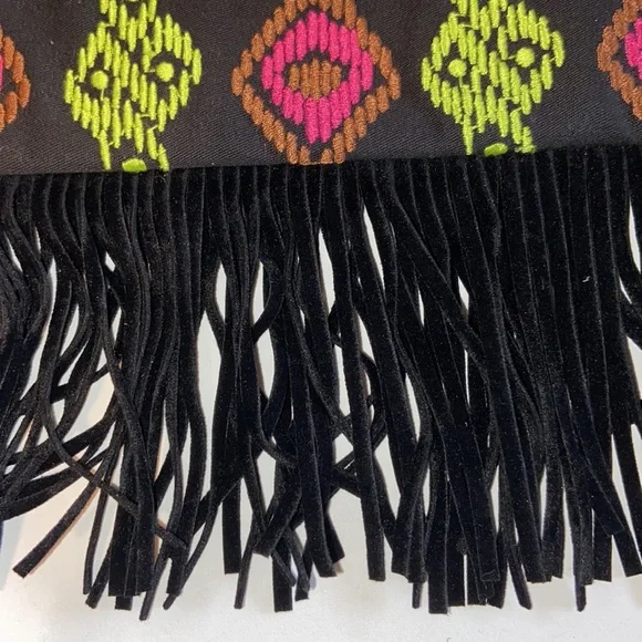 NWT Shiraleah Chicago Embroidered fringe clutch Colorful Southwestern Pattern - Picture 4 of 14